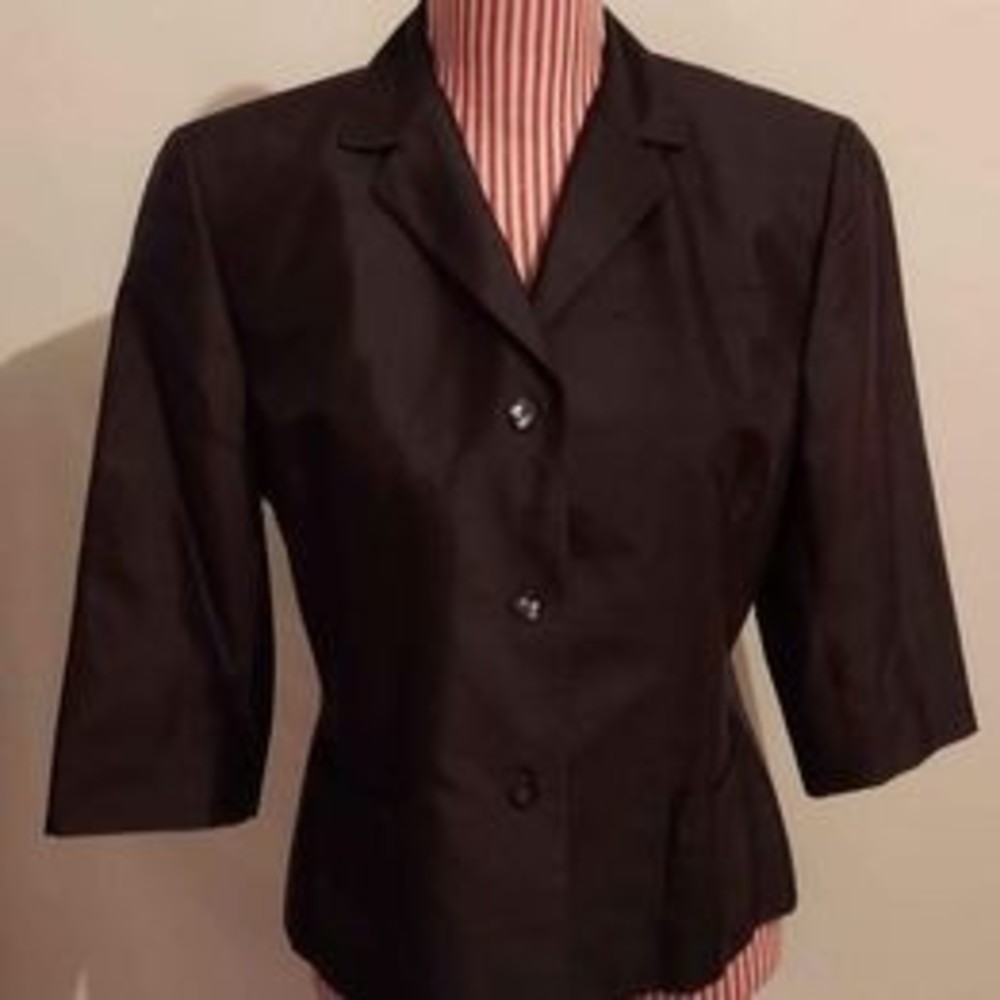 Rena Rowan  Silky, Lightweight Black Suit- Size 8 - Vintage